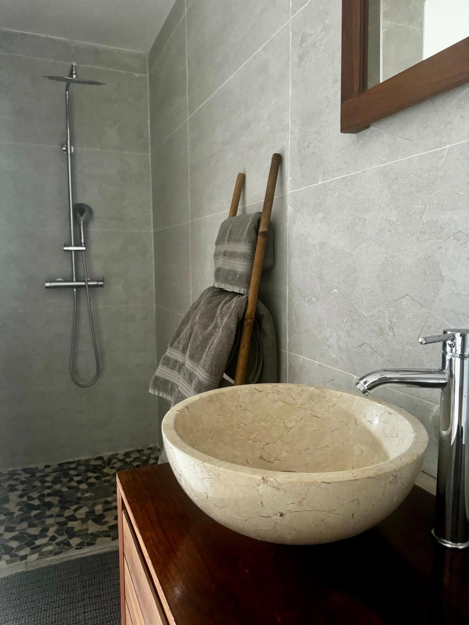 Cozy Caze Apartamento Saint-Joseph Exterior foto